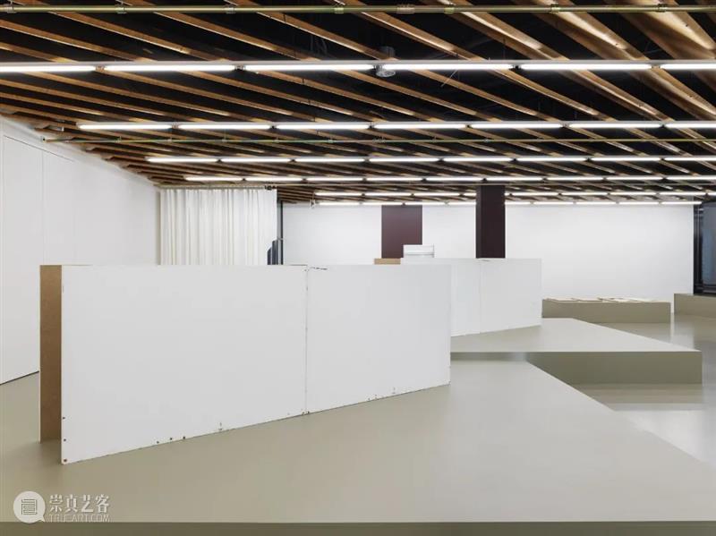 克里斯托弗·威廉姆斯(Christopher Williams)| 卓纳艺术家简介 卓纳画廊DavidZwirner 崇真艺客